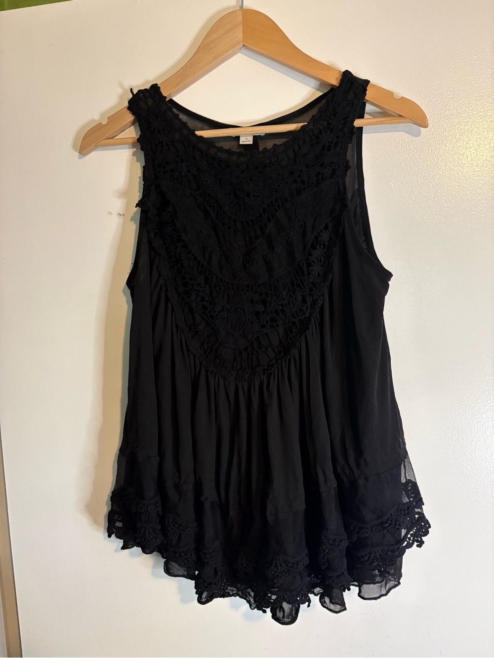 Ultra Pink Black Crochet Detail Sleeveless Camisole